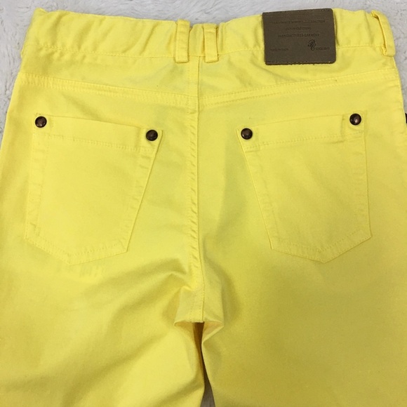 Pili Carrera Boys Yellow Flat Front Shorts Size 8 - Picture 7 of 9